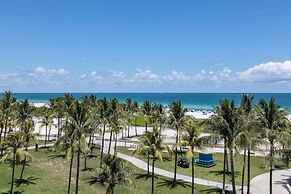 The Gabriel Miami South Beach, Curio Collection by Hilton
