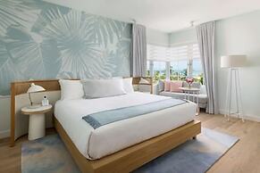 The Gabriel Miami South Beach, Curio Collection by Hilton