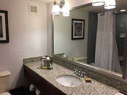 DoubleTree by Hilton Pittsburgh - Cranberry