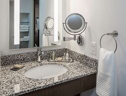 DoubleTree by Hilton Pittsburgh - Cranberry