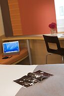 ibis Nantes Centre Tour Bretagne