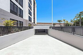 Hampton Inn by Hilton Los Angeles Airport