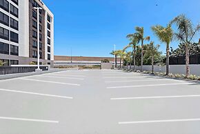 Hampton Inn by Hilton Los Angeles Airport