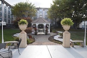 Holiday Inn Piscataway Somerset by IHG