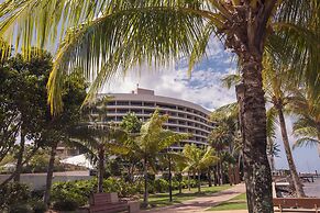 Hilton Cairns