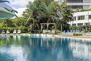 Hilton Cairns