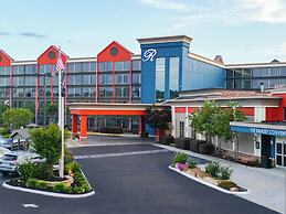 The Ramsey Hotel and Convention Center Pigeon Forge