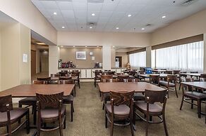 La Quinta Inn & Suites by Wyndham New Haven