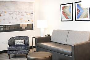 Holiday Inn & Suites St. Cloud by IHG