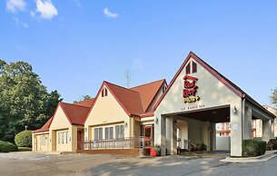 Red Roof Inn PLUS+ Washington DC - Rockville