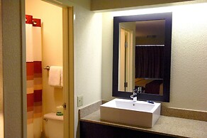 Red Roof Inn PLUS+ Washington DC - Rockville