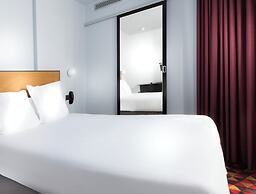 Libertel Canal Saint Martin