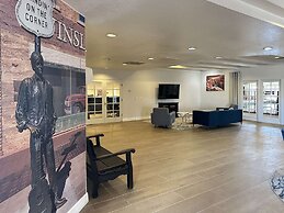 Clarion Pointe Winslow I-40