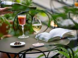 Hotel Faubourg Galant Paris - Handwritten Collection