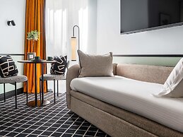 Hotel Faubourg Galant Paris - Handwritten Collection
