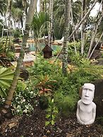 Colonial Palms Motor Inn