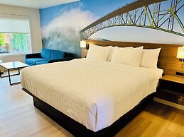 Clarion Pointe Mount Vernon - Burlington