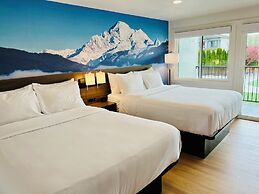 Clarion Pointe Mount Vernon - Burlington