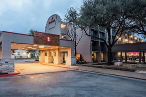 Ramada by Wyndham Austin South