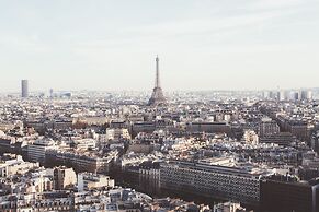 Hyatt Regency Paris Etoile