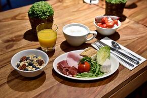 Hyatt Regency Paris Etoile