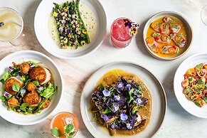 Hotel La Jolla, Curio Collection by Hilton