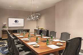 DoubleTree by Hilton Tampa Rocky Point Waterfront