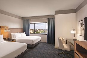 DoubleTree by Hilton Tampa Rocky Point Waterfront