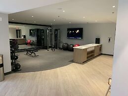 DoubleTree by Hilton Tampa Rocky Point Waterfront