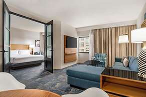 DoubleTree by Hilton Tampa Rocky Point Waterfront