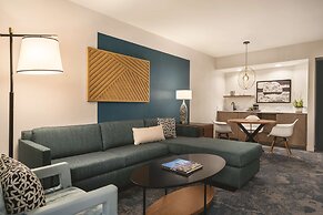 DoubleTree by Hilton Tampa Rocky Point Waterfront