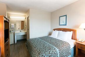 Days Inn by Wyndham Richmond