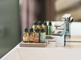 Legend Saint Germain