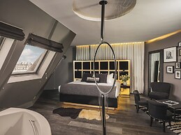 Legend Saint Germain