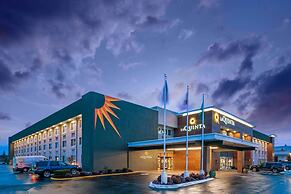 La Quinta Inn & Suites by Wyndham Seattle Federal Way