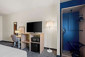 Spark by Hilton Moline Quad Cities