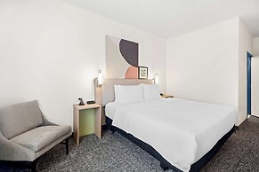 Spark by Hilton Moline Quad Cities