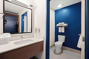 Spark by Hilton Moline Quad Cities