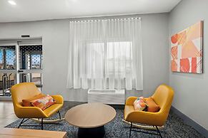 Spark by Hilton Moline Quad Cities