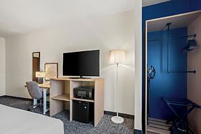 Spark by Hilton Moline Quad Cities