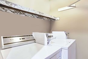 Super 8 by Wyndham Albany