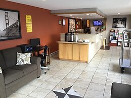 Super 8 by Wyndham Albany