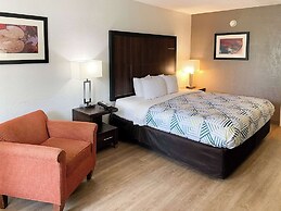 Motel 6 Opelika, AL