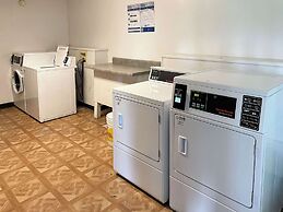 Motel 6 Opelika, AL