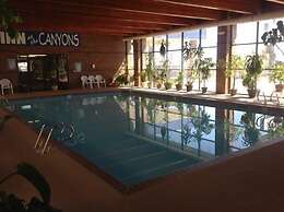 Inn at the Canyons