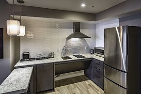DoubleTree by Hilton Hotel Modesto