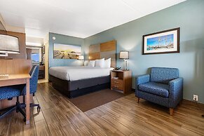 Clarion Pointe Galveston - Beachfront