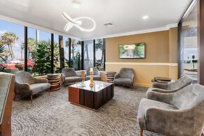 Clarion Pointe Galveston - Beachfront