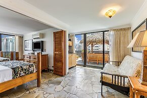 Castle Bamboo Waikīkī Hotel