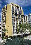 Castle Bamboo Waikīkī Hotel